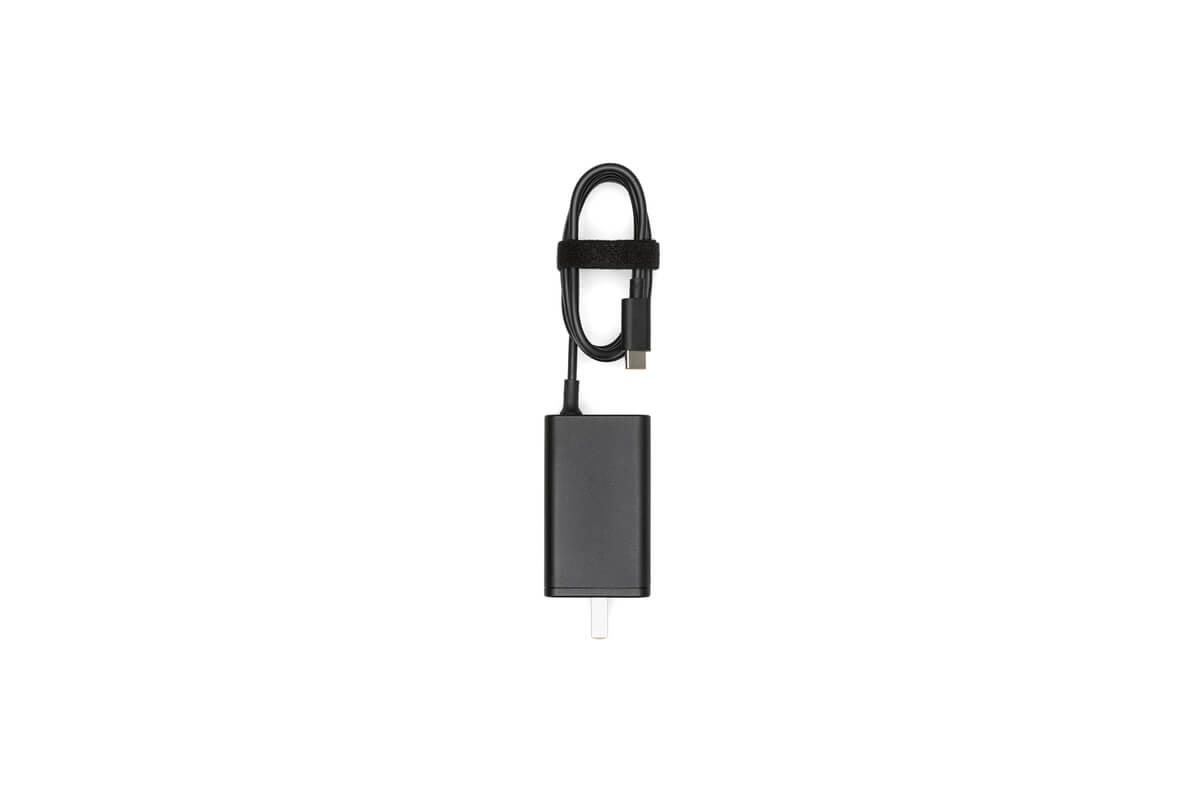 DJI 65W 便携充电器